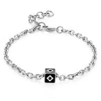 Bracciale serie Cube con cubo centrale