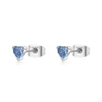 Orecchini serie Dazzly con cristallo a cuore blu 5 mm.