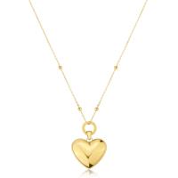 Collana dorata serie Stellar con ciondolo a forma di cuore