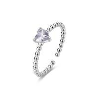 Anello dorato serie Dazzly con zircone a cuore