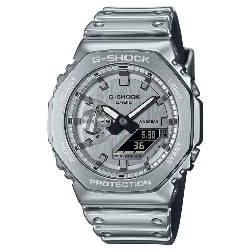 G-Shock serie GM-2100, lunetta acciaio, cinturino metallizzato