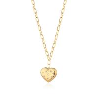 Collana dorata serie Stellar con cuore